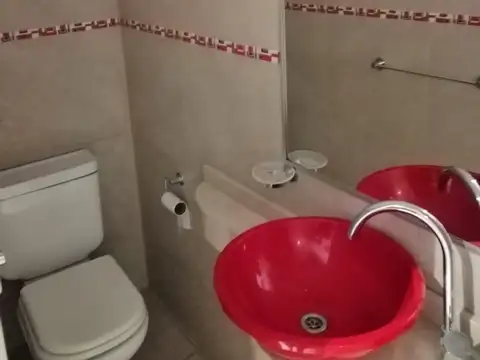 VENTA CASA 2 DORM HOUSING CERRADO – ALTA CÓRDOBA
