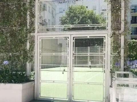 Casa en Alquiler con 1 cochera