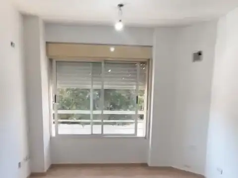 OPORTUNIDAD - Alquiler 2amb sin expensas ni impuestos, super luminoso