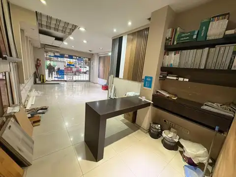 Local en Venta en Barrio Norte, USD 280.000