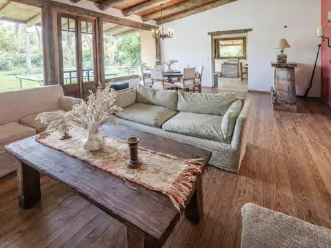 Casa en Alquiler Temporal en Bella Vista, USD 4.000