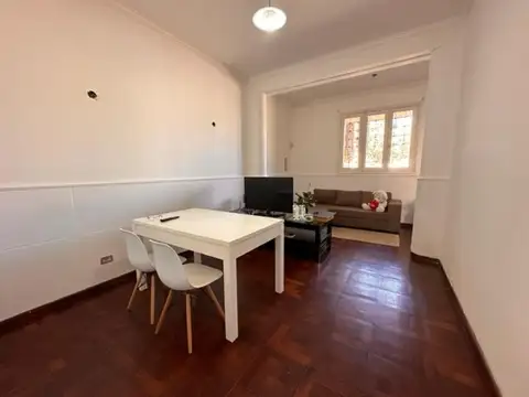 Casa 5 ambientes con 4 baños