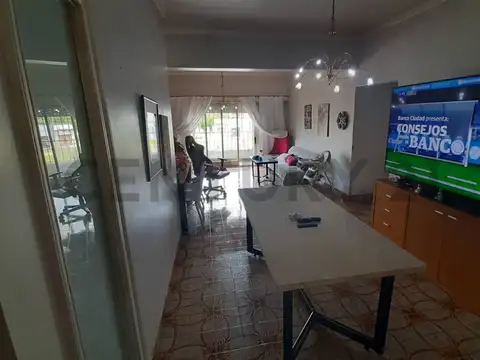 Galpon en Venta 32  mts Fondo