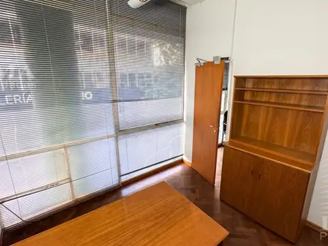 Oficina en Venta 70 años
