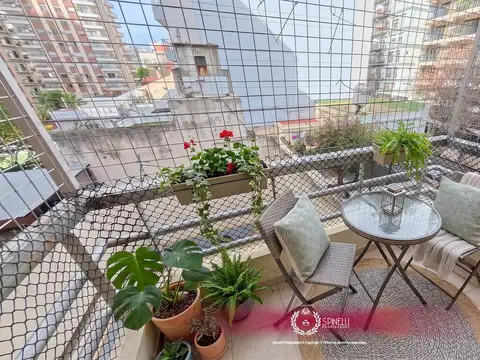Manuela Pedraza 2500