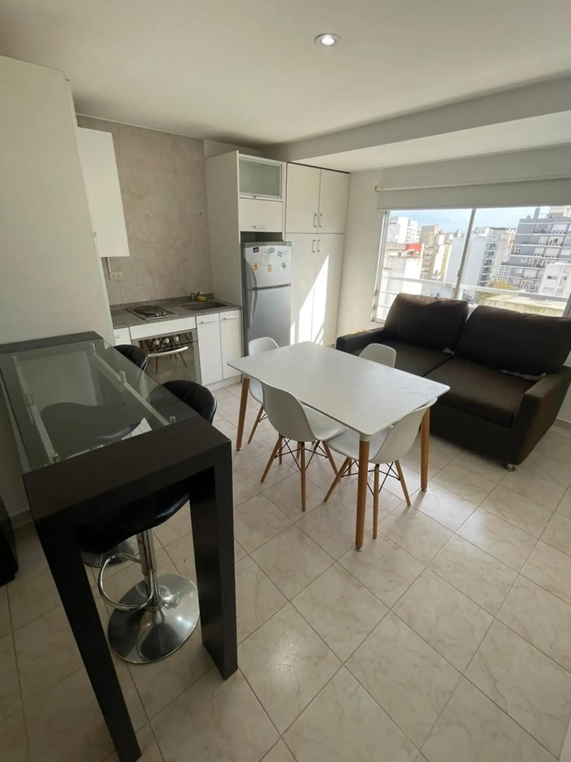 Departamento monoambiente en venta con renta, 30m², décimo piso