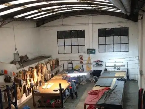 Galpon en Alquiler 20  mts Fondo