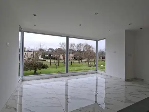 Casa en Alquiler A Estrenar