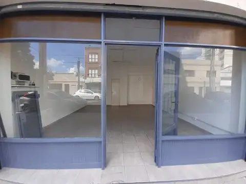 LOCAL COMERCIAL 40 m2 – PASTOR OBLIGADO 41 - QUINTA GALLI, AVELLANEDA  a metros de Av. Mitre al 2200