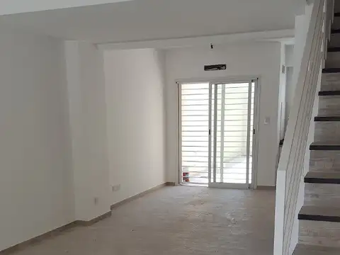 Casa en Alquiler de 3 dormitorios