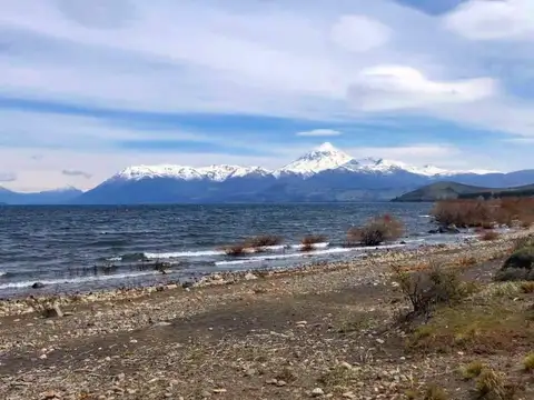 VENTA ESPLENDIDO LOTE 573 m2 CON VISTAS AL LAGO HUECHULAFQUEN FRENTE AL LAGO 