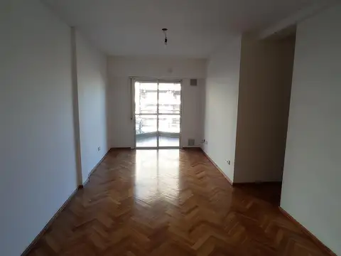 Departamento 5 ambientes con 1 baño