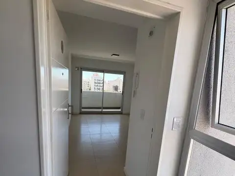 Departamento en Alquiler en Santos Lugares, $ 550.000