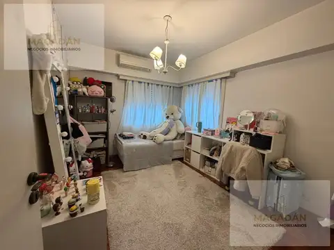 Casa en Venta en Villa Sarmiento, USD 220.000