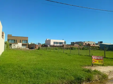 Terreno en venta sobre mitre en barrio san diego!