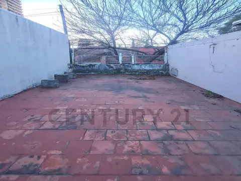 Coronel Ramón Lorenzo Falcón 4800, Piso 0