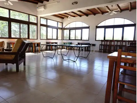 Fondo Comercio en Venta con 15 cocheras