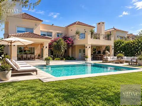 Casa en venta vista al Golf  barrio El Golf Nordelta Tigre