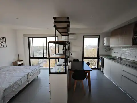Calle 5 entre 41 y diagonal 74 460 Piso 5 Departamento B