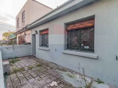 VENTA APARTAMENTO 2 DORMITORIOS CERRO CON PATIO