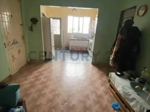 Departamento 5 ambientes con 2 baños