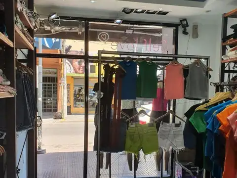 LOCAL CENTRICO EN VENTA