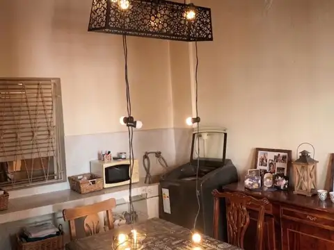 Depto Tipo Casa en Venta 64 años