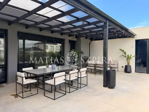 VENTA CASA 4 AMBIENTES EN PRADOS DEL OESTE