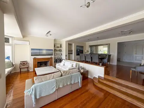 Casa en Venta al Este