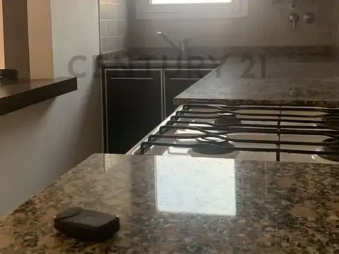 Departamento en Alquiler con 1 cocheras