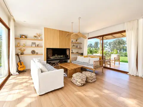 CASA EN ALQUILER EN AZZURRA -  TORTUGUITAS