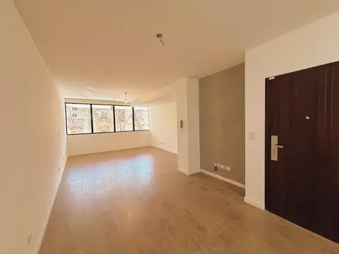 Oficina en Alquiler en Nuestra Señora De Lourdes, $ 450.000