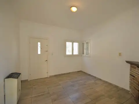 Depto Tipo Casa en Venta 50 años