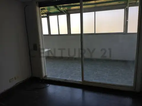 José Pedro Varela 3400, Piso 4