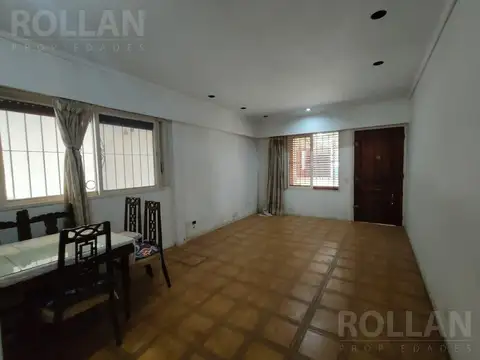 Casa 6 ambientes con 1 baño