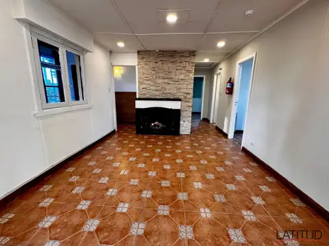 Casa 4 ambientes con 1 baño