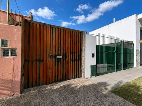 OPORTUNIDAD VENTA LOTE ESCUCHA OFERTAS