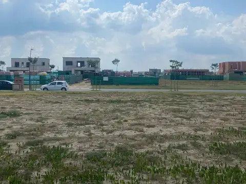 BAJO DE PRECIO   Terreno en Riberas - Puertos del Lago - Escobar