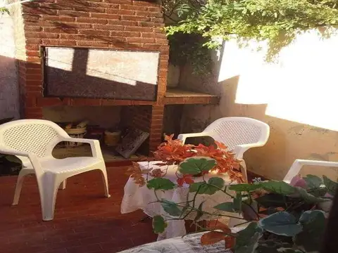 Moreno e/ San Juan y La Rioja