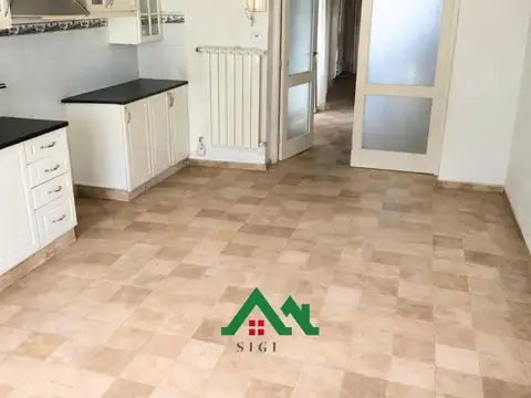 Oficina en Alquiler con 4 cocheras