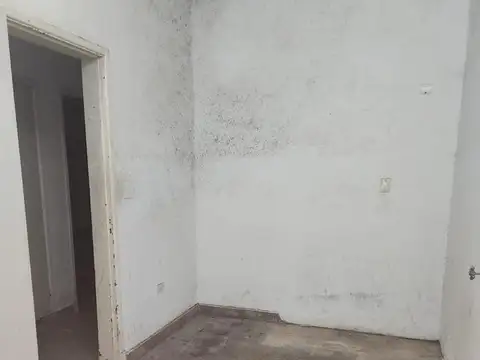 Galpon en Venta 10  mts Frente