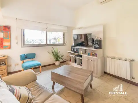 Casa en Venta en Barrio Parque Field, USD 200.000