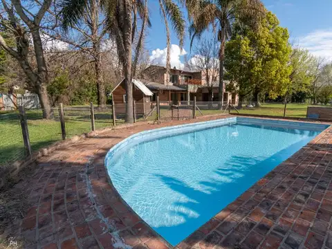 Casa 4 ambientes con 3 baños