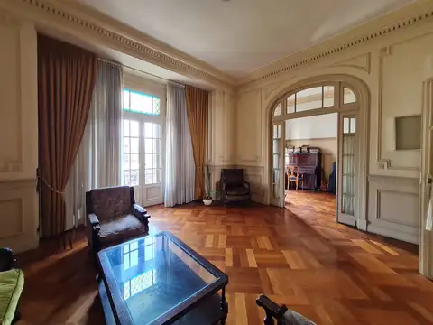 Departamento 6 ambientes con 3 baños