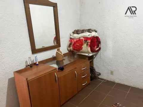 Casa en Venta c/ Cochera en Aguas Dulces. 3 dormitorios. Derechos Posesorios.