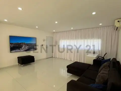 LOS ZORZALES Y LAS CALANDRIAS, CASA QUINTA EN VENTA DE 4 DORMITORIOS, ALTURA KM 52 RUTA 2, BRANDSEN.