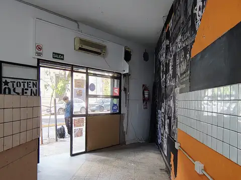 Local en Venta Via Pública