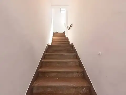 Depto Tipo Casa en Venta en Monserrat, USD 130.000