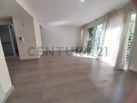 Alvarez Condarco , Piso 0