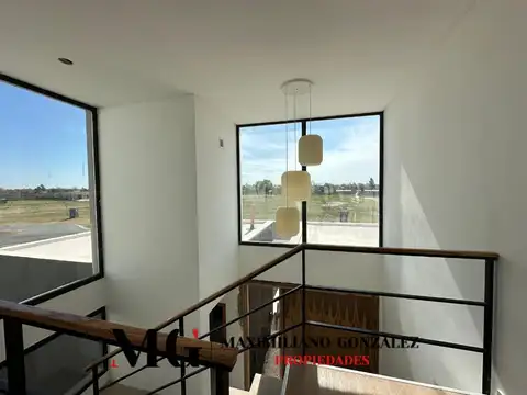 Casa en Alquiler al Este